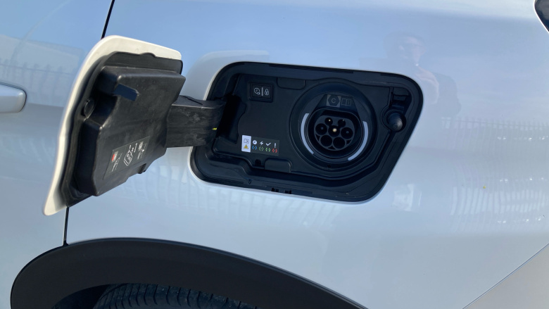 Peugeot 3008 1.6 Hybrid 225 Active Premium+ 5dr e-EAT8 Estate